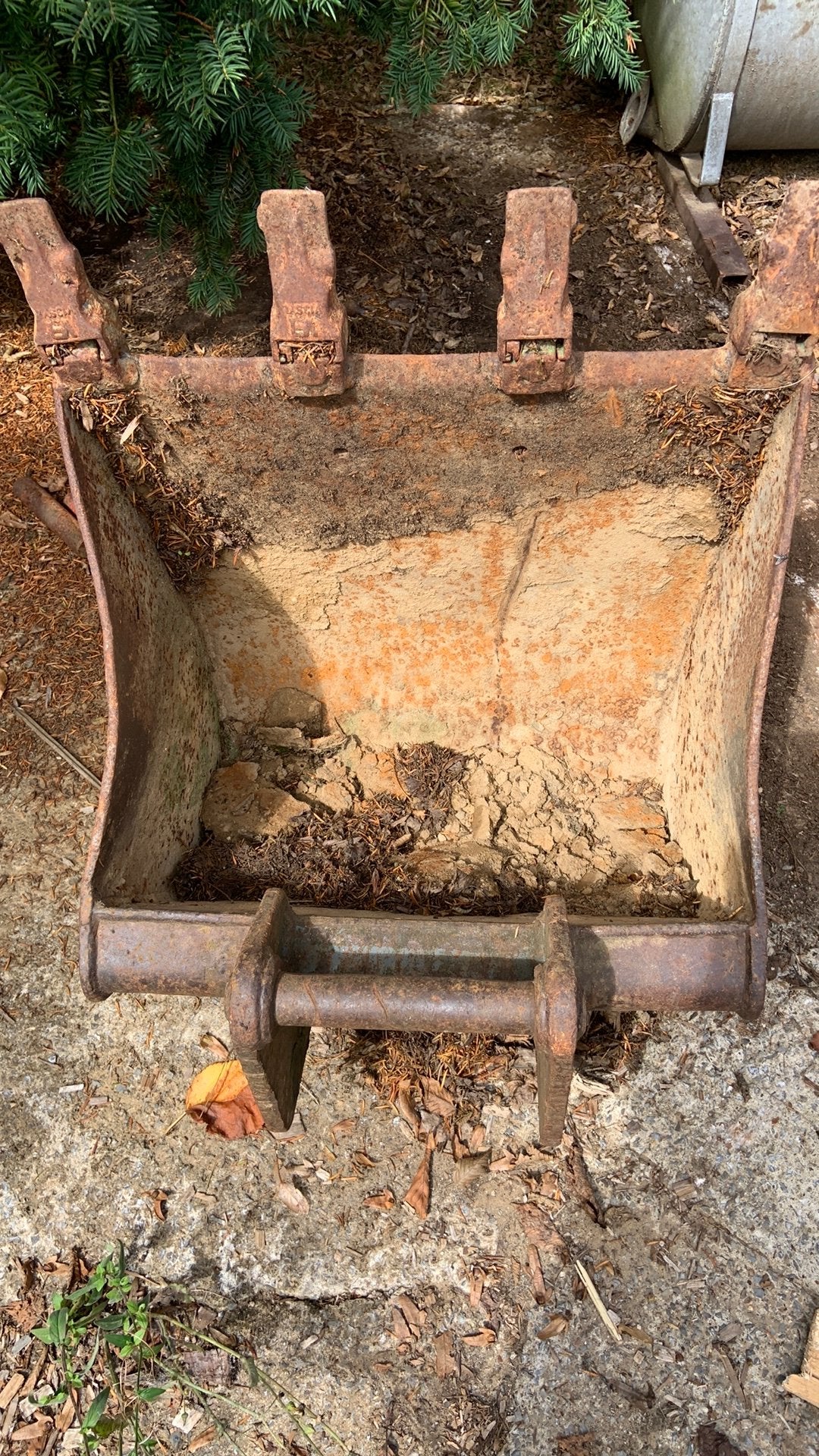 2 bacs pour mini pelle, Articles professionnels, Machines & Construction | Grues & Excavatrices, Enlèvement, Excavatrice