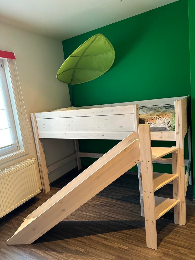 Lifetime halfhoogslaper glijbaanbed+kledingkast+matras, Ophalen, Zo goed als nieuw, Halfhoogslaper