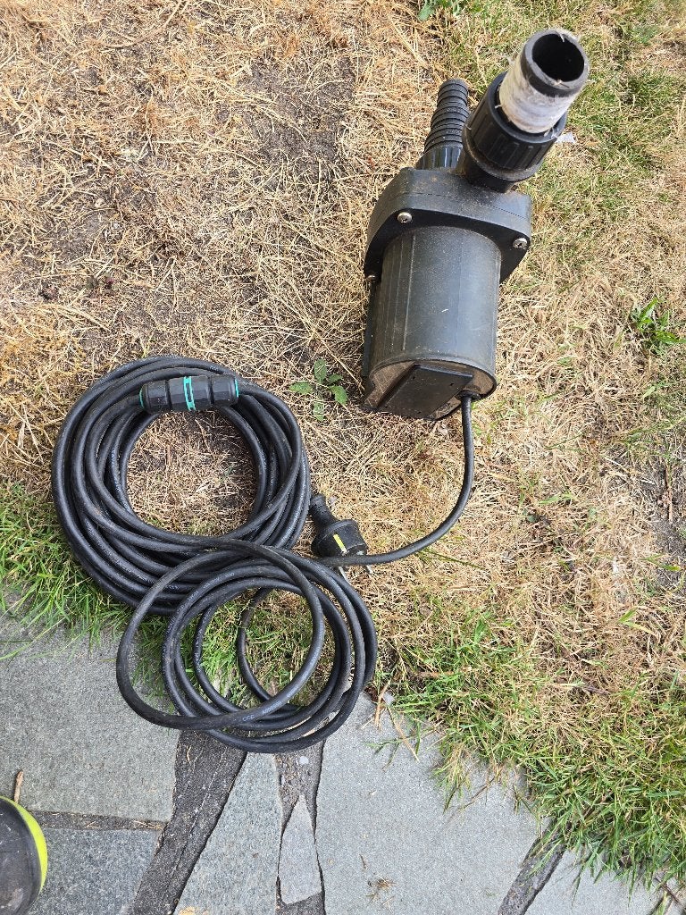 Pompe de bassin Oase Aquamax Eco Classic 8500, Jardin & Terrasse, Enlèvement, Utilisé, Pompe de bassin