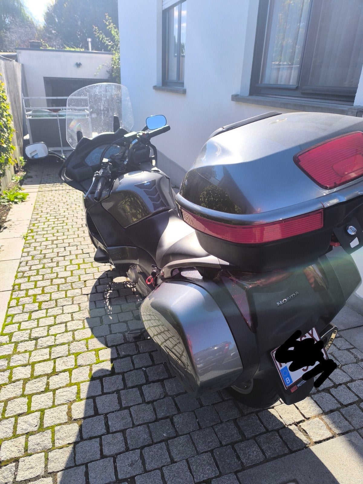 Honda Deauville 700 ABS, Motos, 2 cylindres, Particulier, ABS, Manuelle