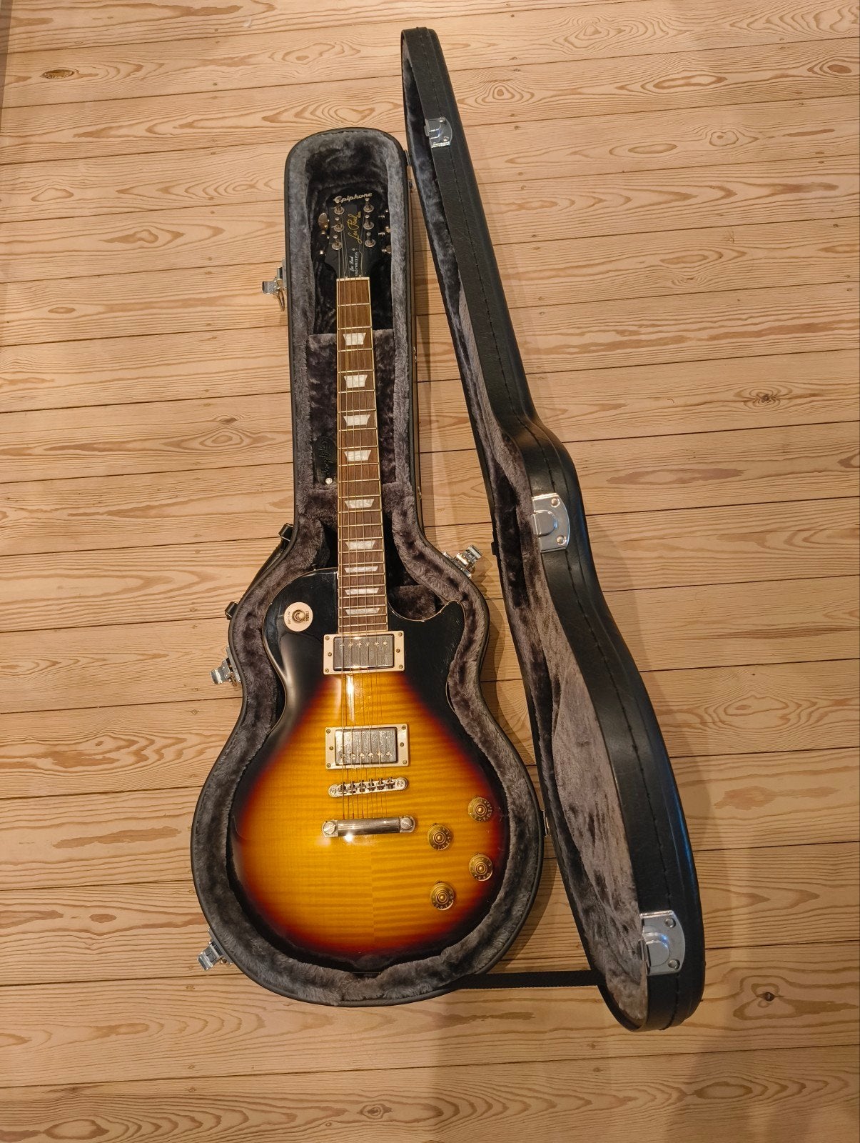 Epiphone Les Paul 1960 Tribute Plus, Muziek en Instrumenten, Ophalen, Epiphone, Zo goed als nieuw, Solid body