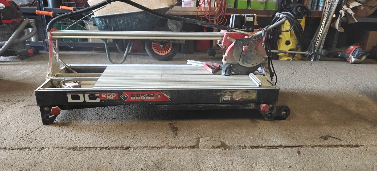 rubi dc 250 tegelzaag, Ophalen, Gebruikt