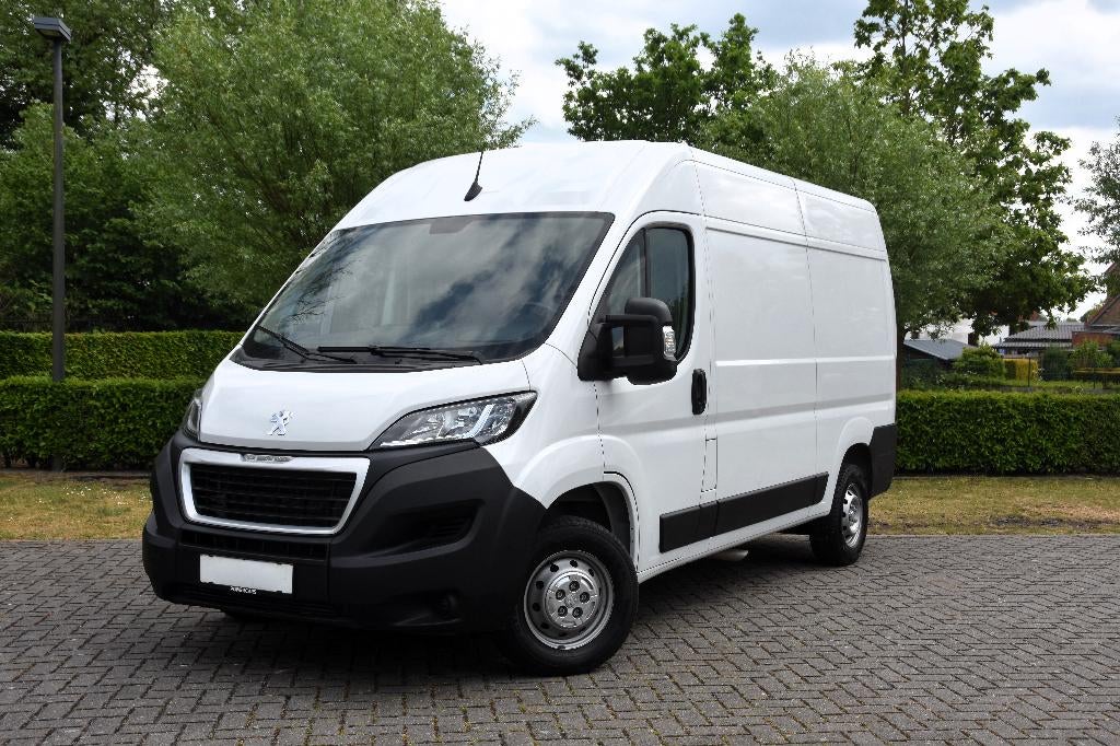 Peugeot Boxer 333 L2H2 | Cruise | DAB | Manueel, Voorwielaandrijving, 4 deurs, Stof, Euro 6