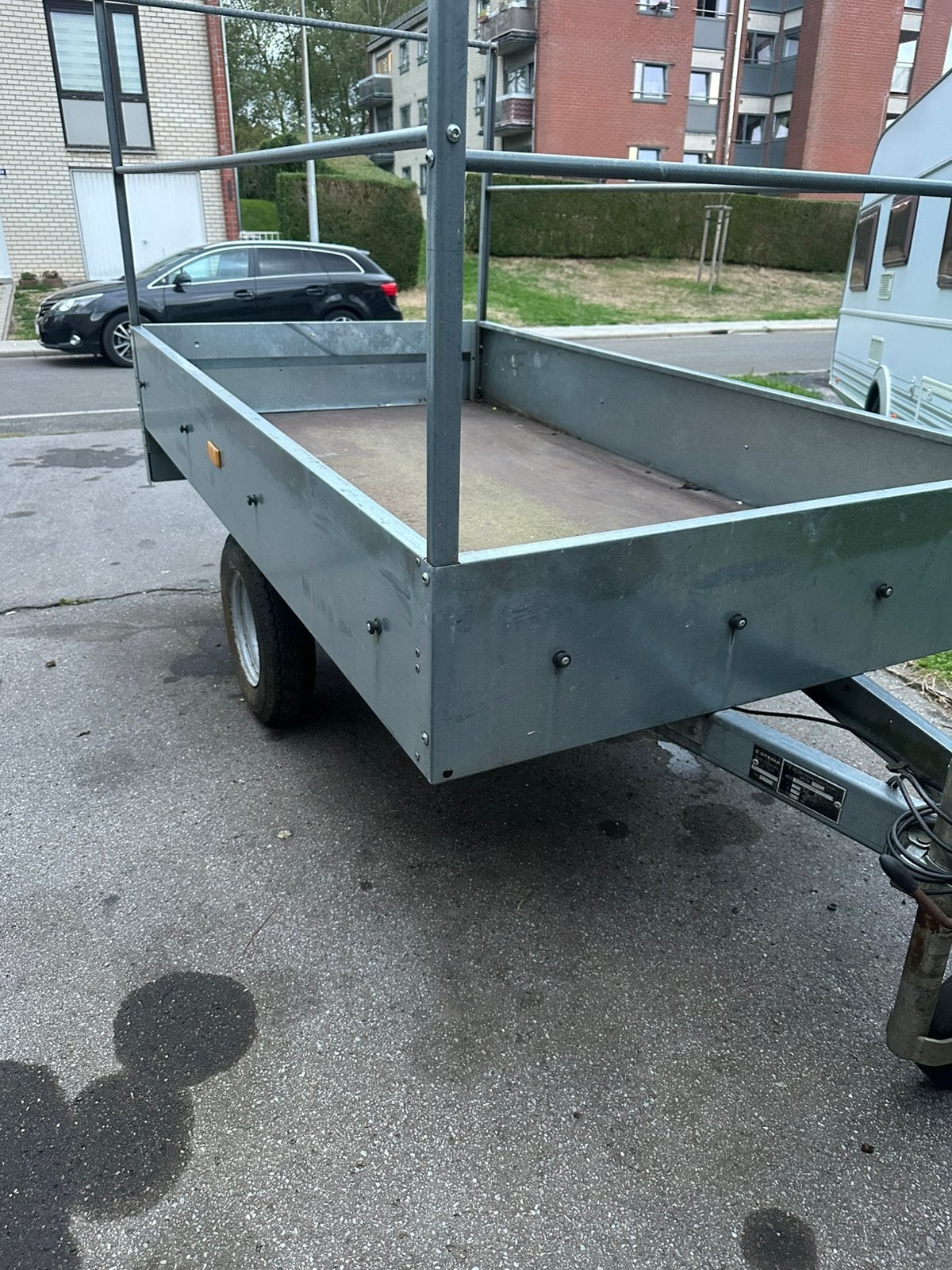 Remorques, Autos : Divers, Enlèvement, Comme neuf