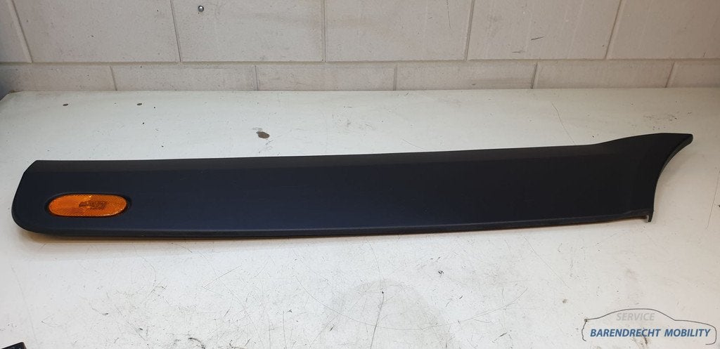 Moulure de pare-chocs arri re gauche Sprinter W906 906690350, Mercedes-Benz AG, Mercedes-Benz, Utilisé, Mercedesstrasse 120
70372  Stuttgart, DE
