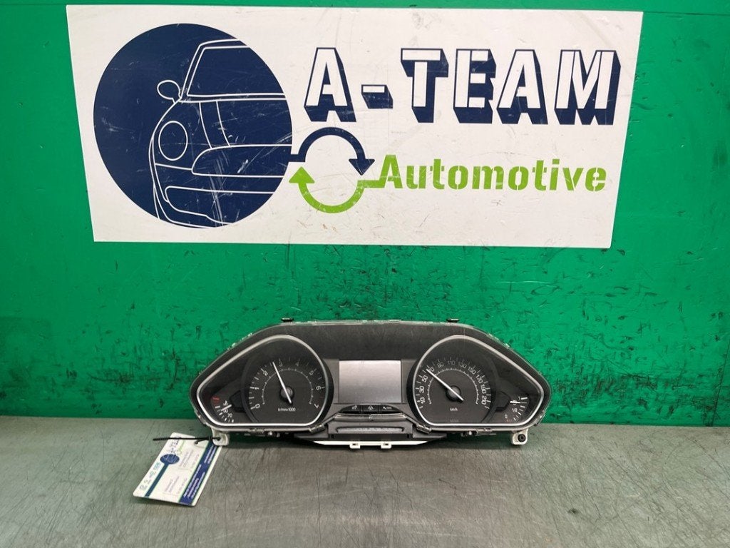 INSTRUMENTS DE BORD Peugeot 208 I (CA / CC / CK / CL), Kontakt-peugeot@peugeot.com, Utilisé, Peugeot Deutschland GmbH, Bahnhofsplatz
65423  Rüsselsheim, DE