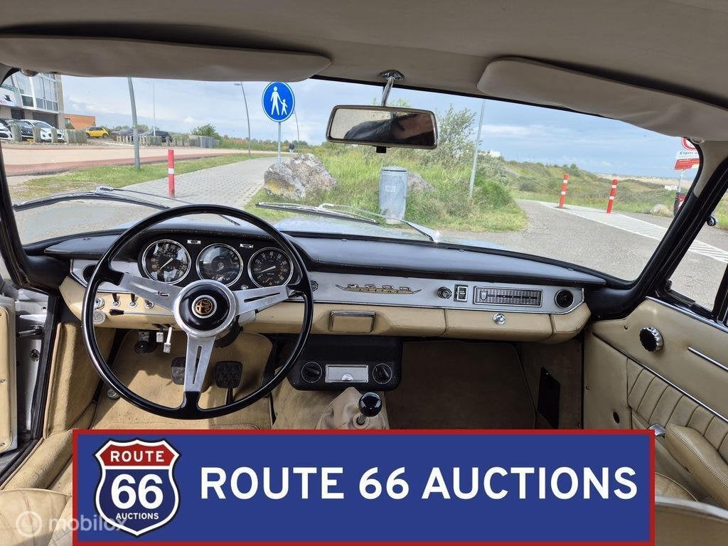 Alfa Romeo 2600 Sprint | 1965 | Route 66 Auctions, Autos, Achat, Entreprise, Boîte manuelle, Autre carrosserie