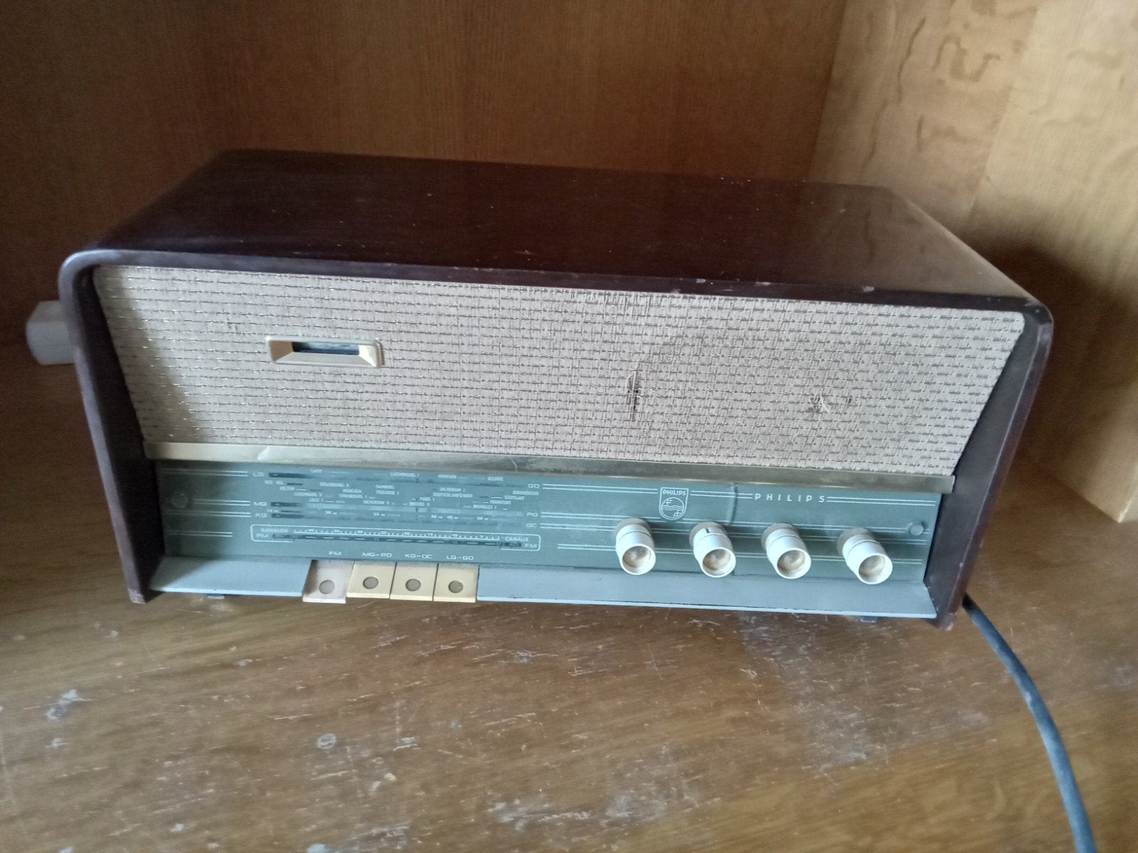 antieke Philips radio, Ophalen, Radio