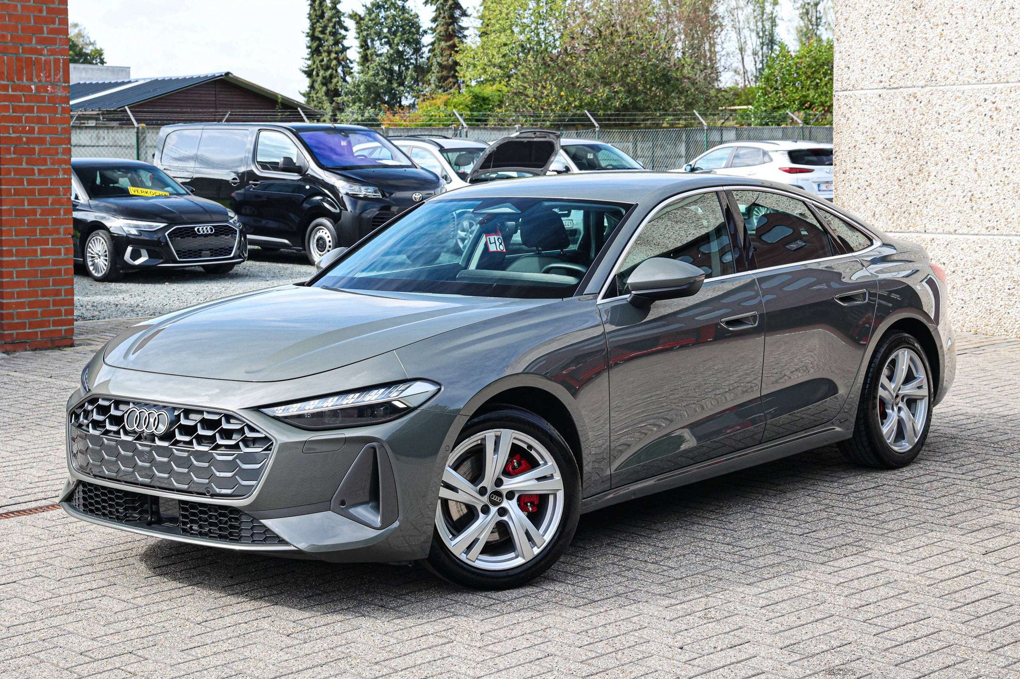 Audi A5 ZETELVERWARMING*ACHTERUITRIJCAMERA*LEDER*APPLE-CARPL, Gebruikt, 1984 cc, Leder, 5 deurs