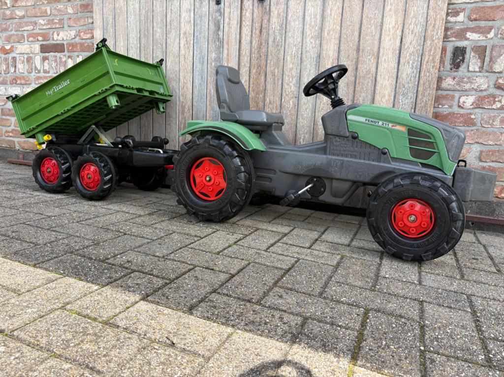 Tractor Fendt mzt kipkar, Kinderen en Baby's, Speelgoed | Buiten | Voertuigen en Loopfietsen, Ophalen of Verzenden, Zo goed als nieuw