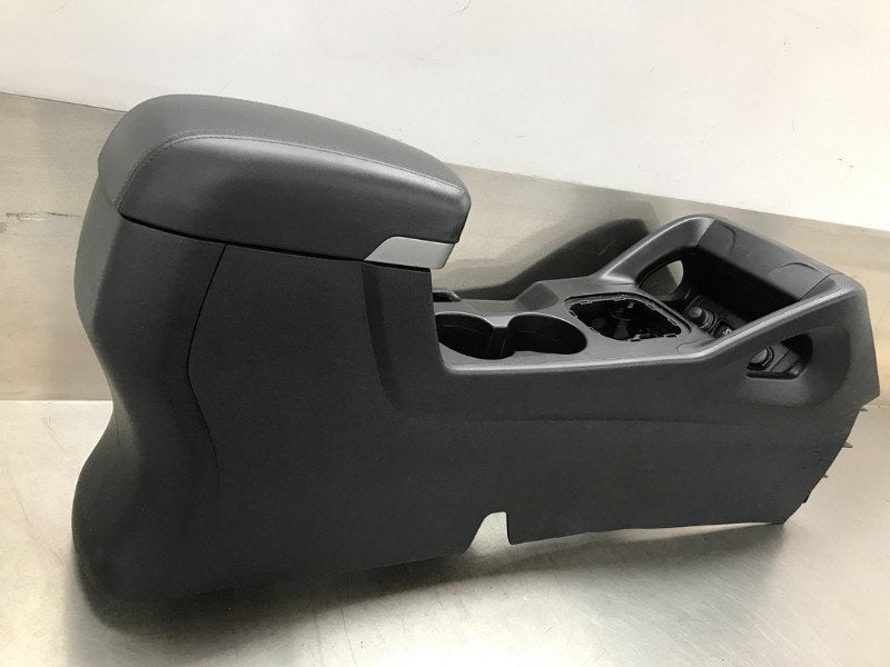 CONSOLE CENTRALE Hyundai iX35 (LM) (01-2009/12-2015), Dhr. M. Roggen, Stadsweg 37 37
9917 PV  WIRDUM GR., NL, Hyundai, Utilisé