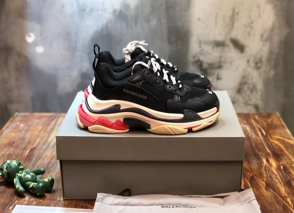 Balenciaga Triple S schoenen, Kleding | Heren, Schoenen, Ophalen of Verzenden, Nieuw, Overige kleuren