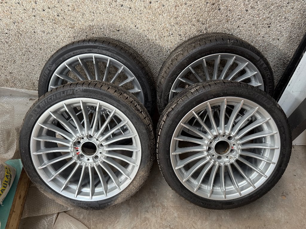 Alpina Classic III 19" square set met winterbanden, Pneu(s), Utilisé, Pneus hiver, 245 mm