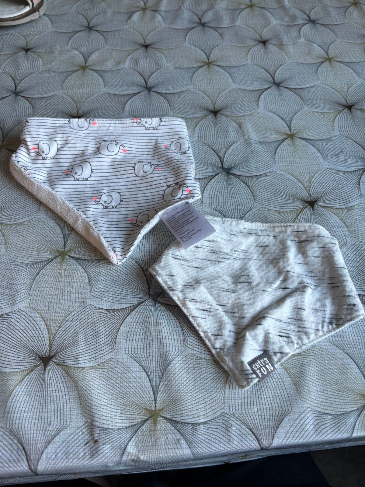 Slabbetjes, Kinderen en Baby's, Babykleding | Overige, Ophalen, Gebruikt