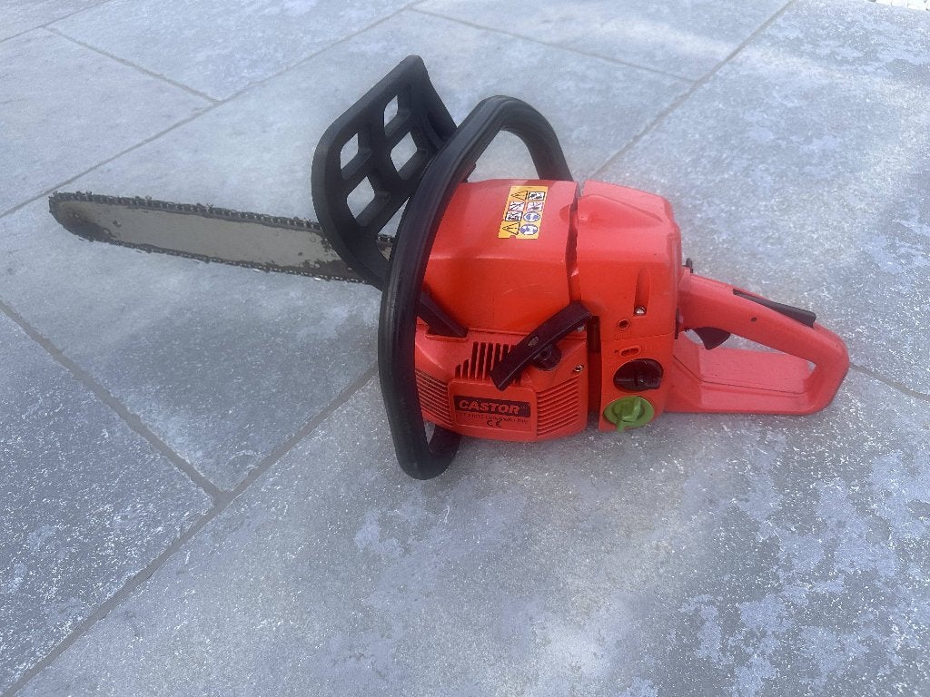 Professioneel Kettingzaag te koop., Doe-het-zelf en Bouw, Gereedschap | Zaagmachines, Ophalen, Zo goed als nieuw, Kettingzaag