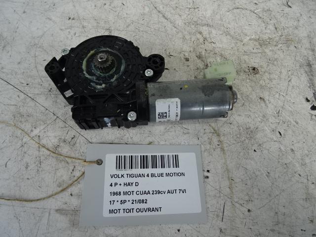 SCHUIFDAK MOTOR Volkswagen Tiguan (AD1) (3G9877795F), Gebruikt, Volkswagen