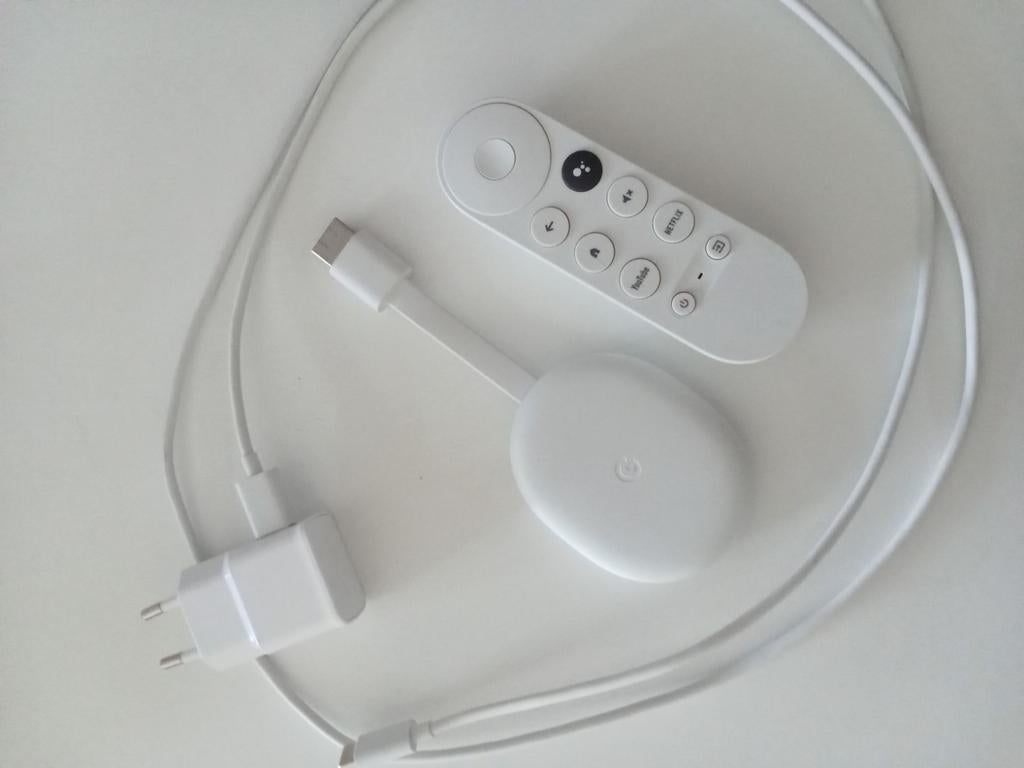 Google Chromecast, afstandsbediening, USB-C oplader en kabel, Ophalen