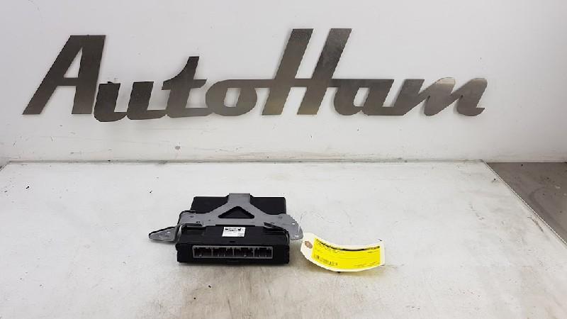 DIVERSEN Toyota Yaris III (P13) (|899810D010|899800D050|), Gebruikt, Toyota