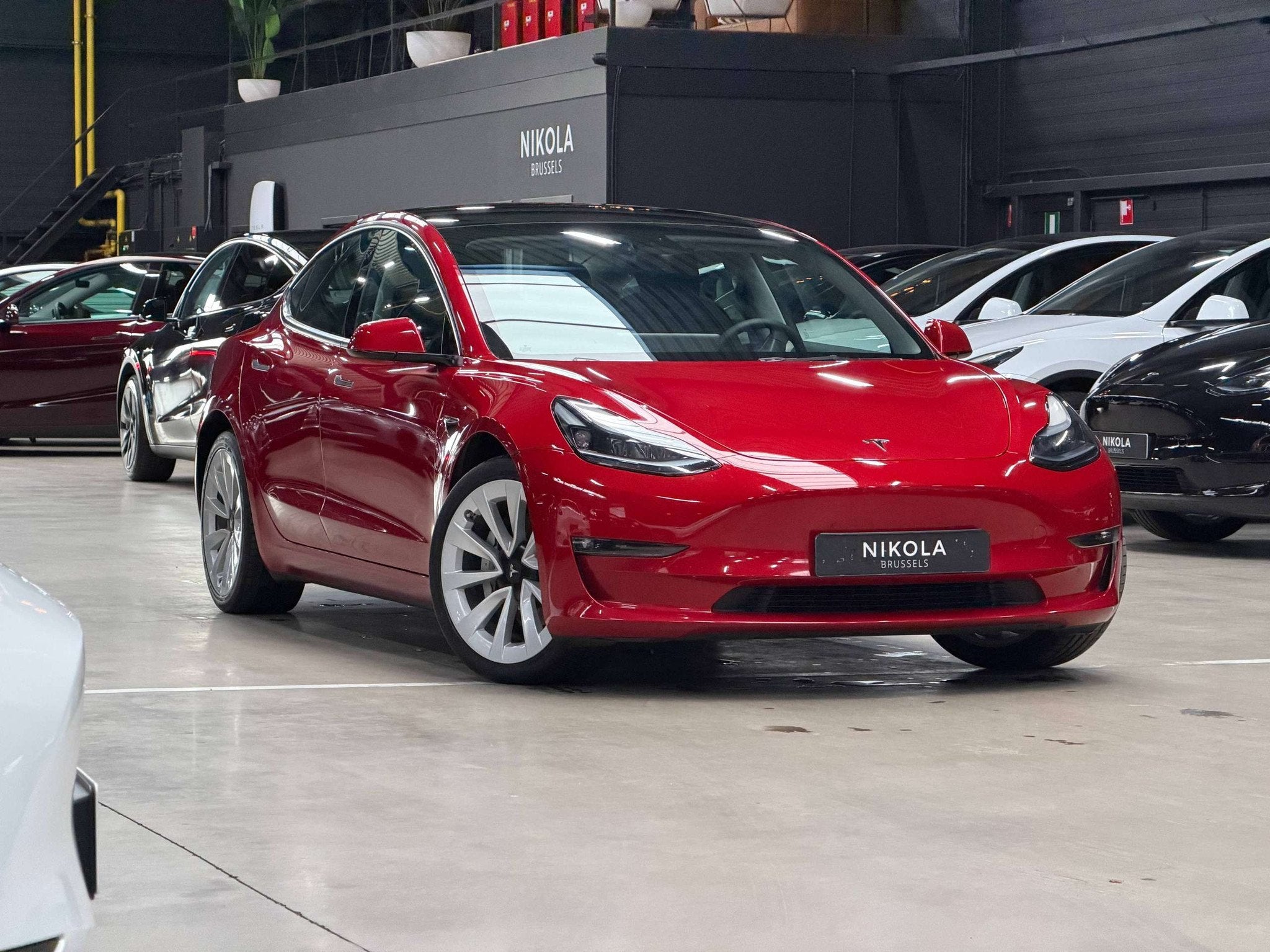 Tesla Model 3 LONG RANGE - ALL WHEEL DRIVE - FULL SELF DRIVI, Auto's, Automaat, 4 deurs, Gebruikt, Zwart