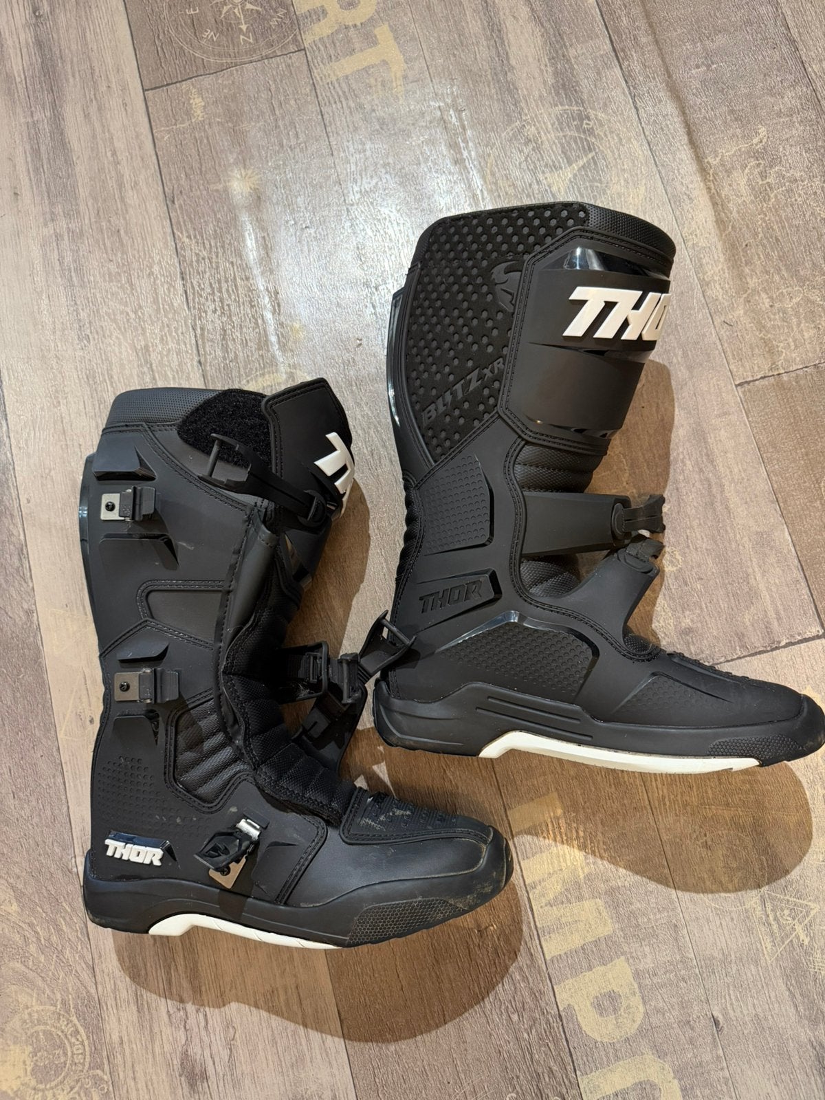 nottes de moto, Sport en Fitness, Snowboarden, Ophalen, Zo goed als nieuw