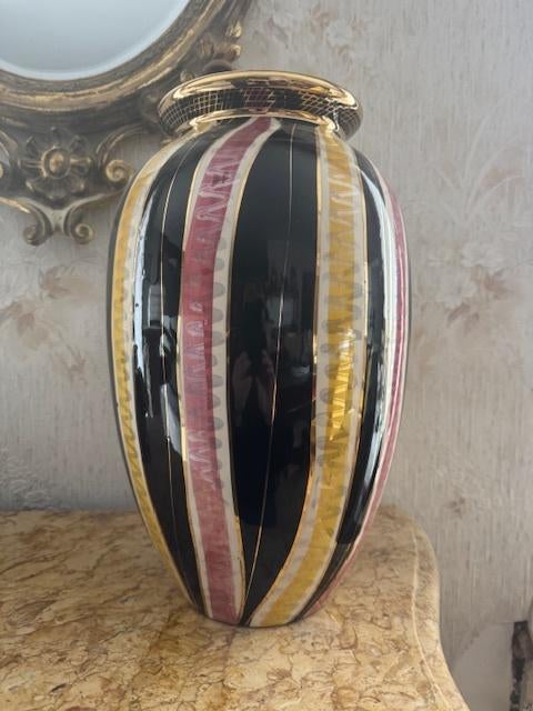 Vaas H. Bequet, Antiek en Kunst, Ophalen