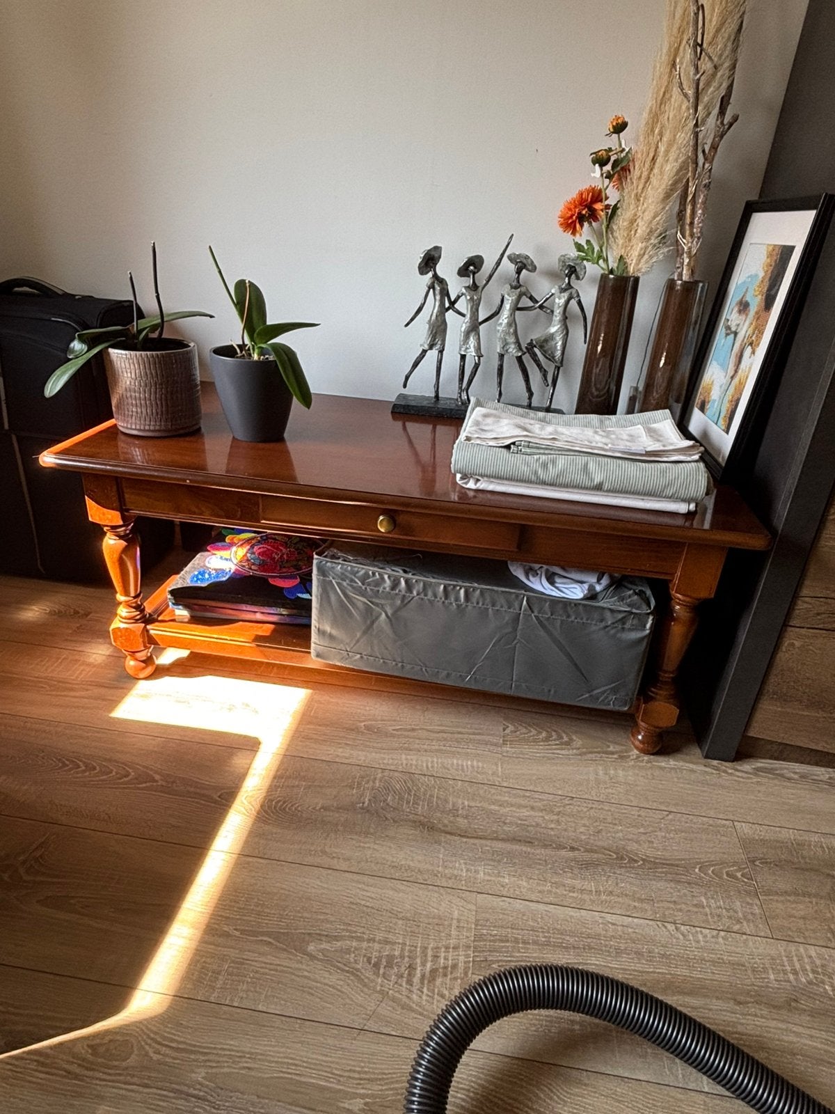 Salontafel / Tafeltje Cherrywood, Huis en Inrichting, Ophalen of Verzenden, Zo goed als nieuw, Kersenhout