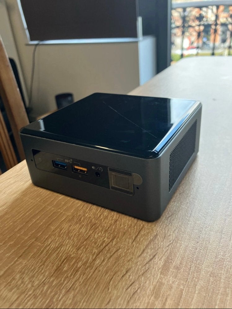 Intel NUC8i3BEH – Mini PC (i3-8109U / 8GB RAM / 120GB SSD), Ophalen of Verzenden, Zo goed als nieuw, 8 GB, SSD