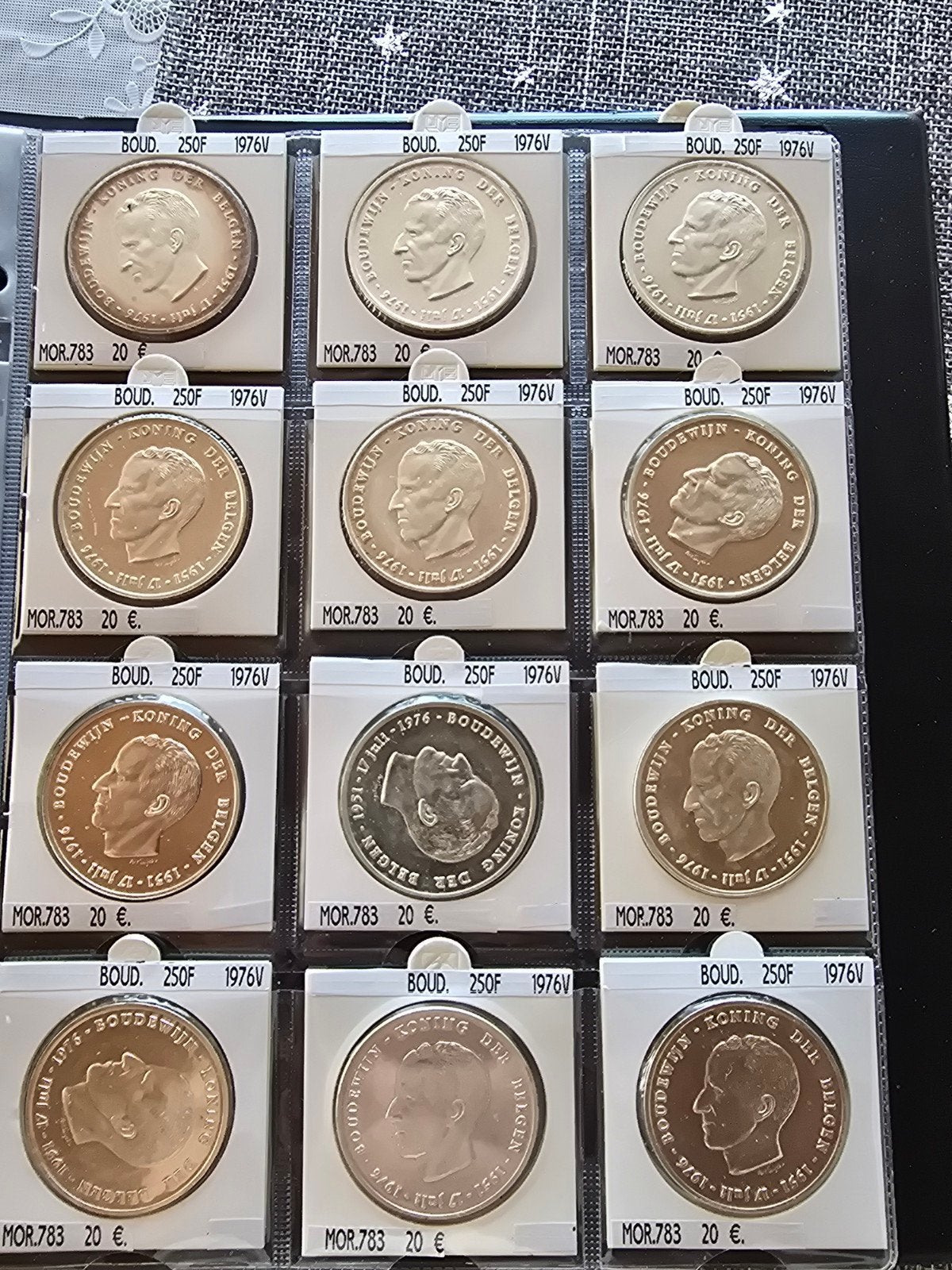 250F Boudewijn 1976V 24 stuks, Postzegels en Munten, Ophalen of Verzenden