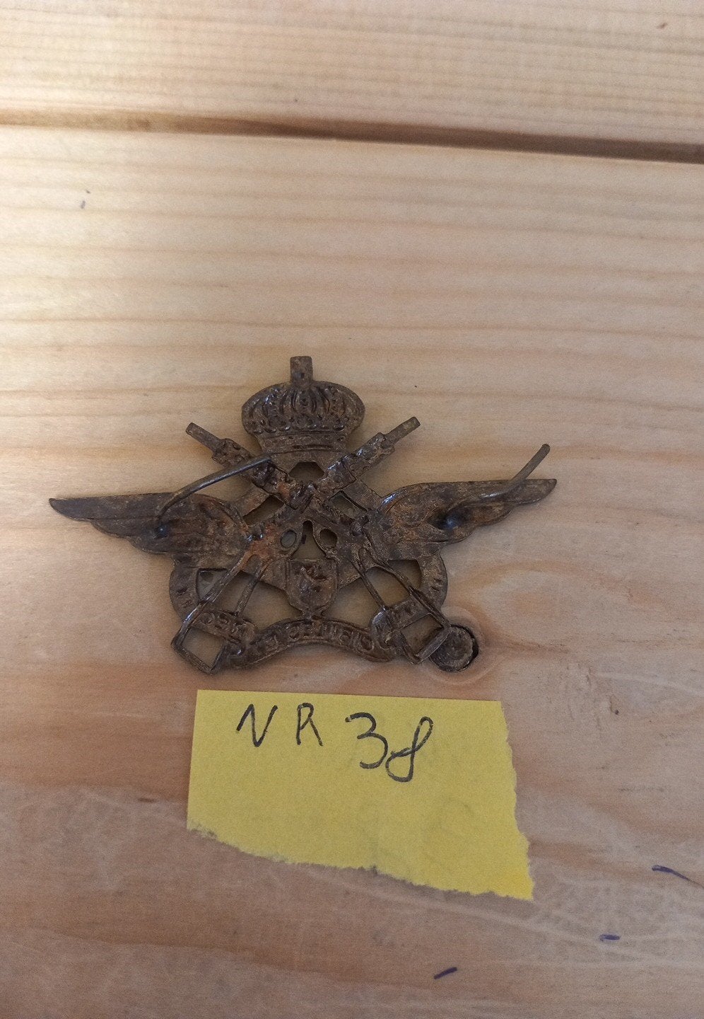 Insignes (zoekertje NR4), Ophalen of Verzenden
