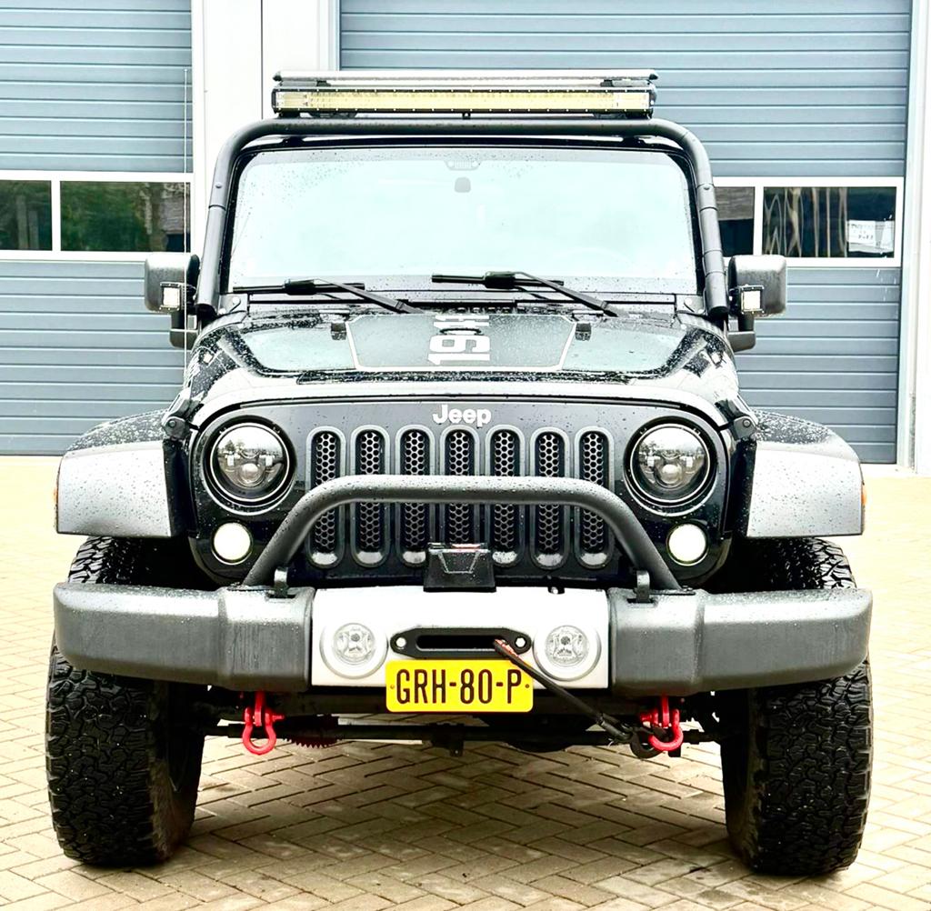 JEEP WRANGLER JK 3.6 284PK OFF-ROAD 4X4 CABRIO YOUNGTIMER‼️, Auto's, Automaat, Stof, Zwart, Zwart