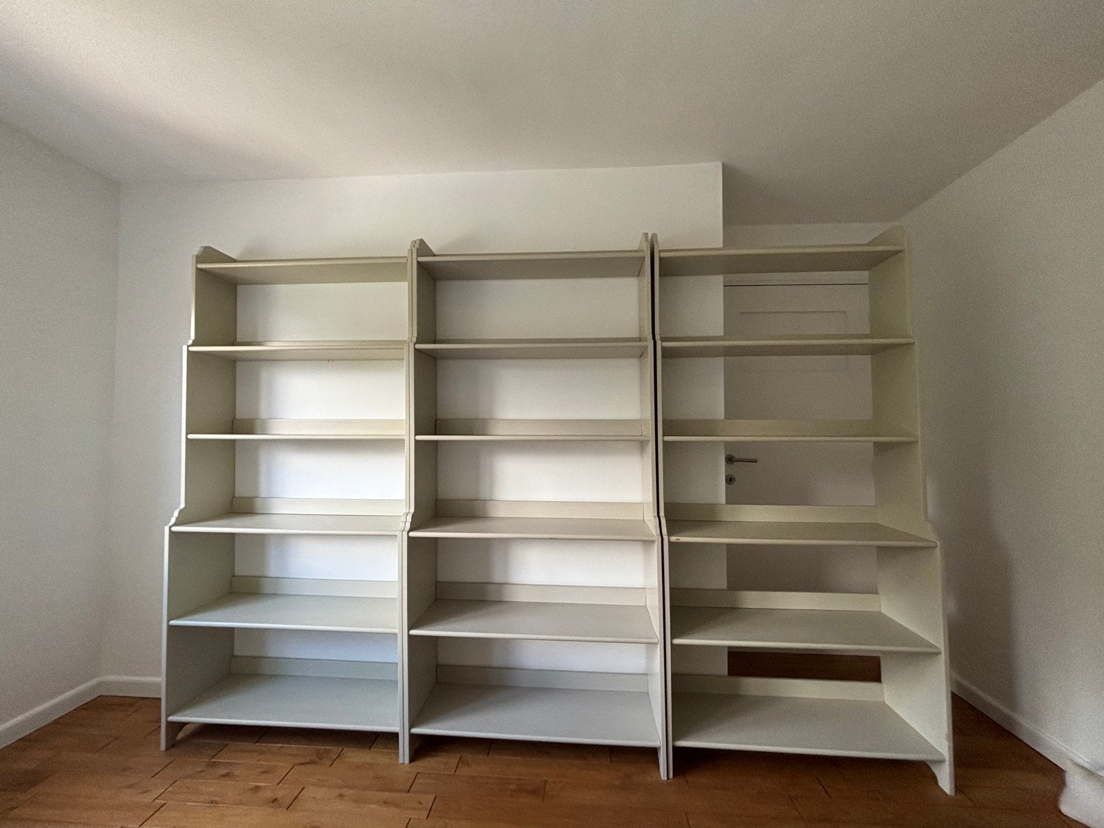 Bibliothèques - étagères Ikea couleur sésame, Enlèvement, Utilisé