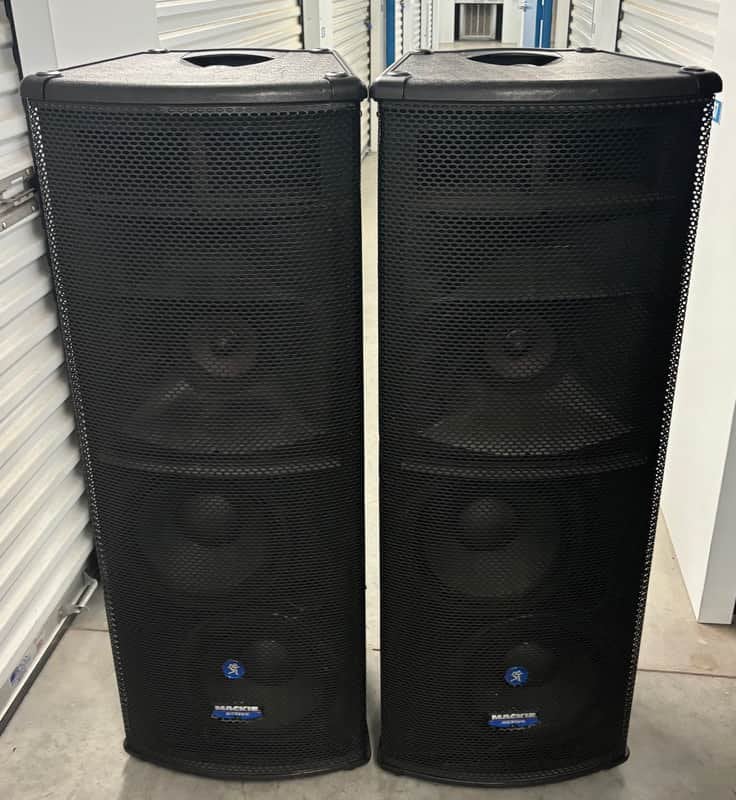 2  X Mackie SA1232 - 1300W RMS! Met transporthoezen!!, Audio, Tv en Foto, Ophalen, Zo goed als nieuw