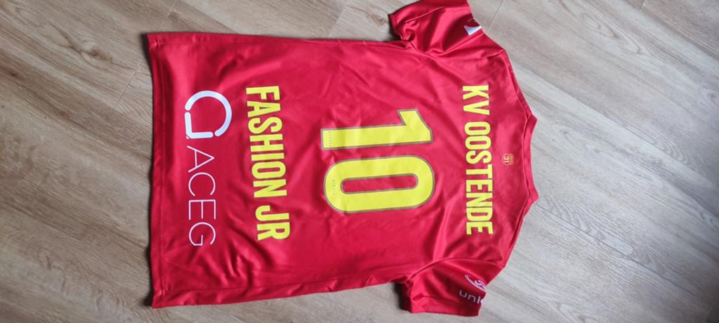 Gesigneerd voetbalshirt, Verzamelen, Ophalen