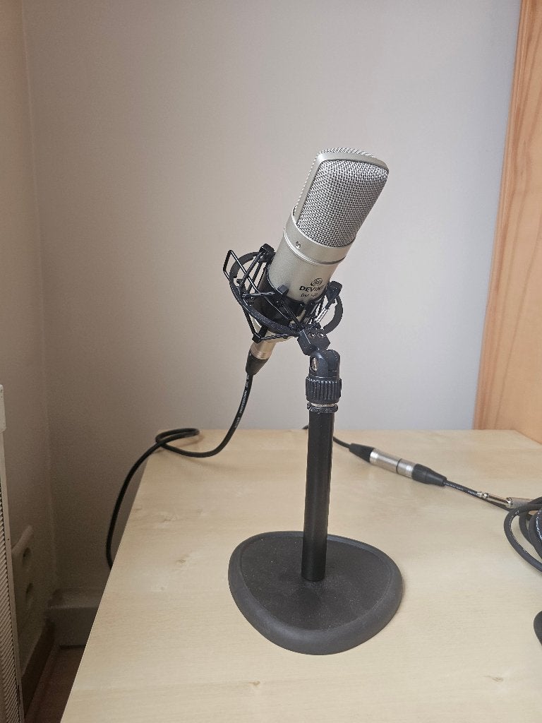 Microfoon Devine BM 100 + Statief Micro + Statief Partituur, Muziek en Instrumenten, Ophalen, Zo goed als nieuw, Studiomicrofoon