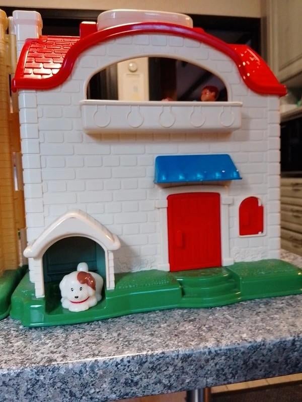 vintage poppenhuis met bijbehorende accesoires, Ophalen of Verzenden, Gebruikt, Poppenhuis