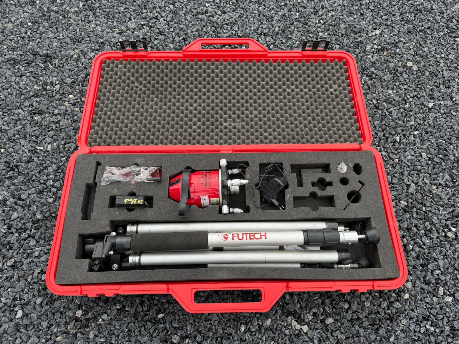 Futech laser, Doe-het-zelf en Bouw, Ophalen, Zo goed als nieuw