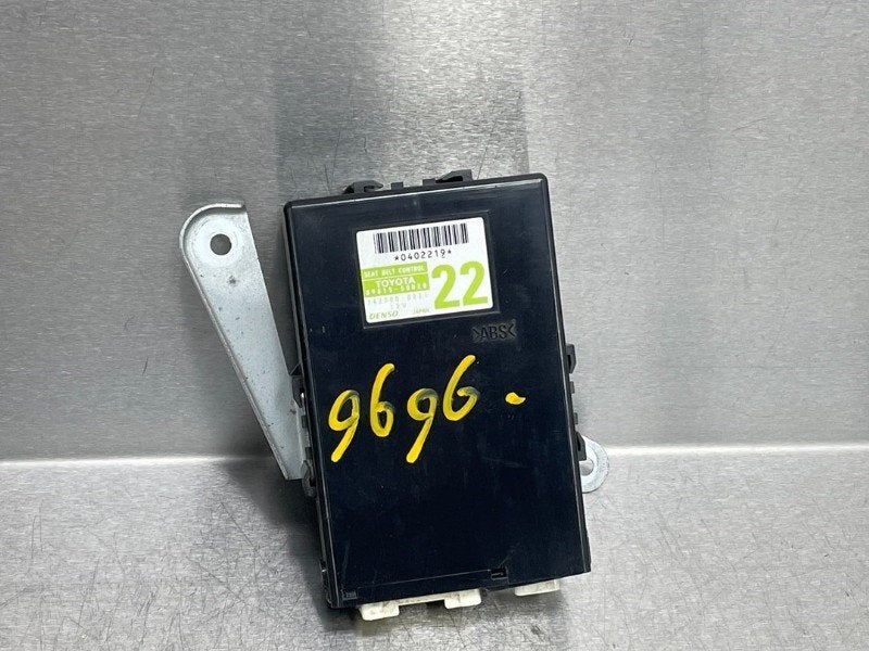 ORDINATEUR DIVERS C Lexus LS (F4) (|8981550020|), Utilisé, Lexus