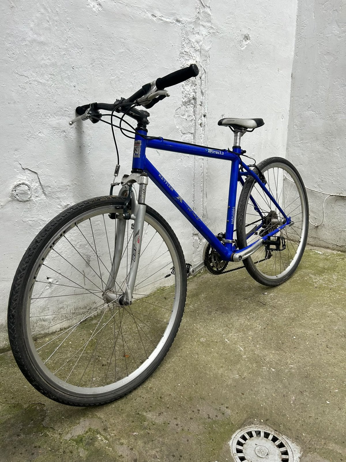 Vélo VTT 28 pouces, Vélos & Vélomoteurs, Vélos | Hommes | Vélos de sport & Vélo de randonnée, Enlèvement ou Envoi, Comme neuf