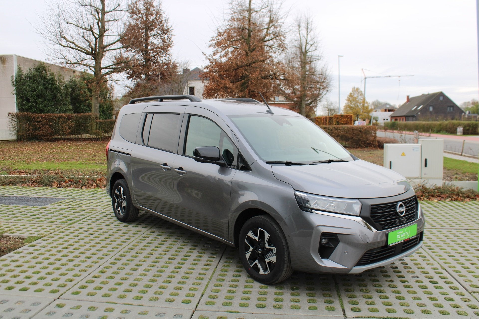Nissan Townstar COMBI L1H1 N-CONNECTA 130pk (Automaat) + Des, Auto's, Automaat, Stof, Overige kleuren, Break