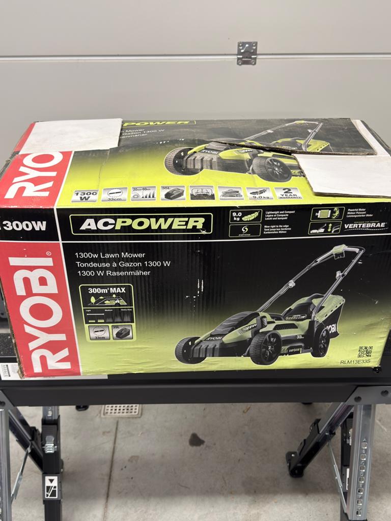 Tondeuse électrique Ryobi, Démarrage électrique, Tondeuse rotative, 30 à 39 cm, Enlèvement