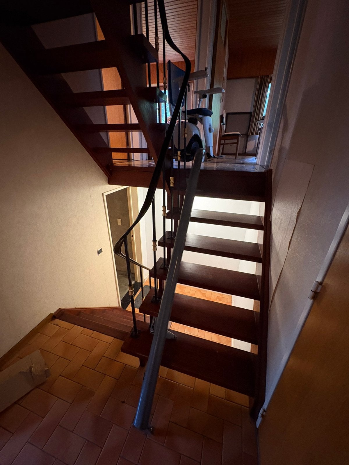 Traplift, Divers, Enlèvement