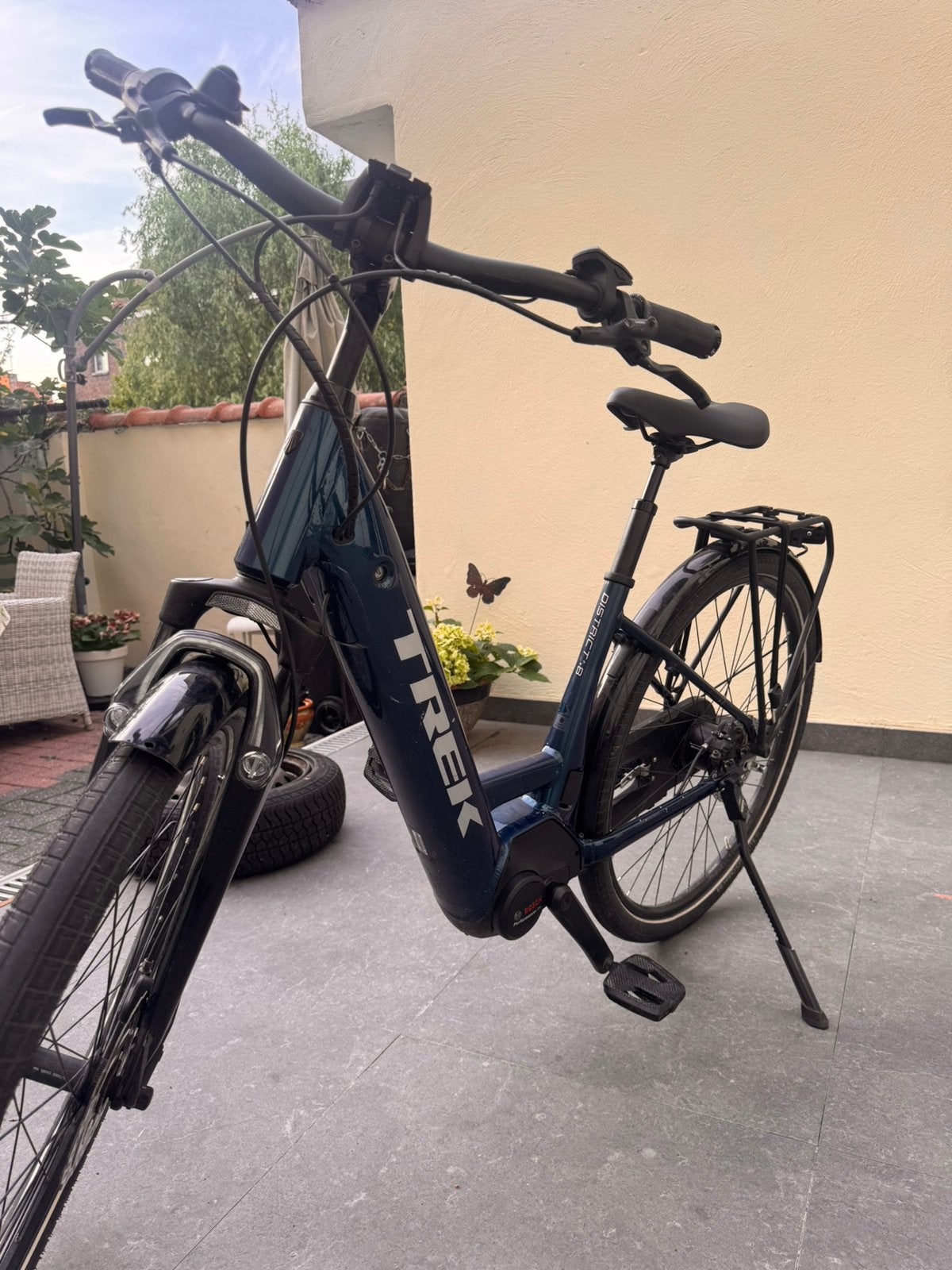 Trek District+ 8 elektrische fiets + nieuwe onderdelen, Ophalen, Zo goed als nieuw