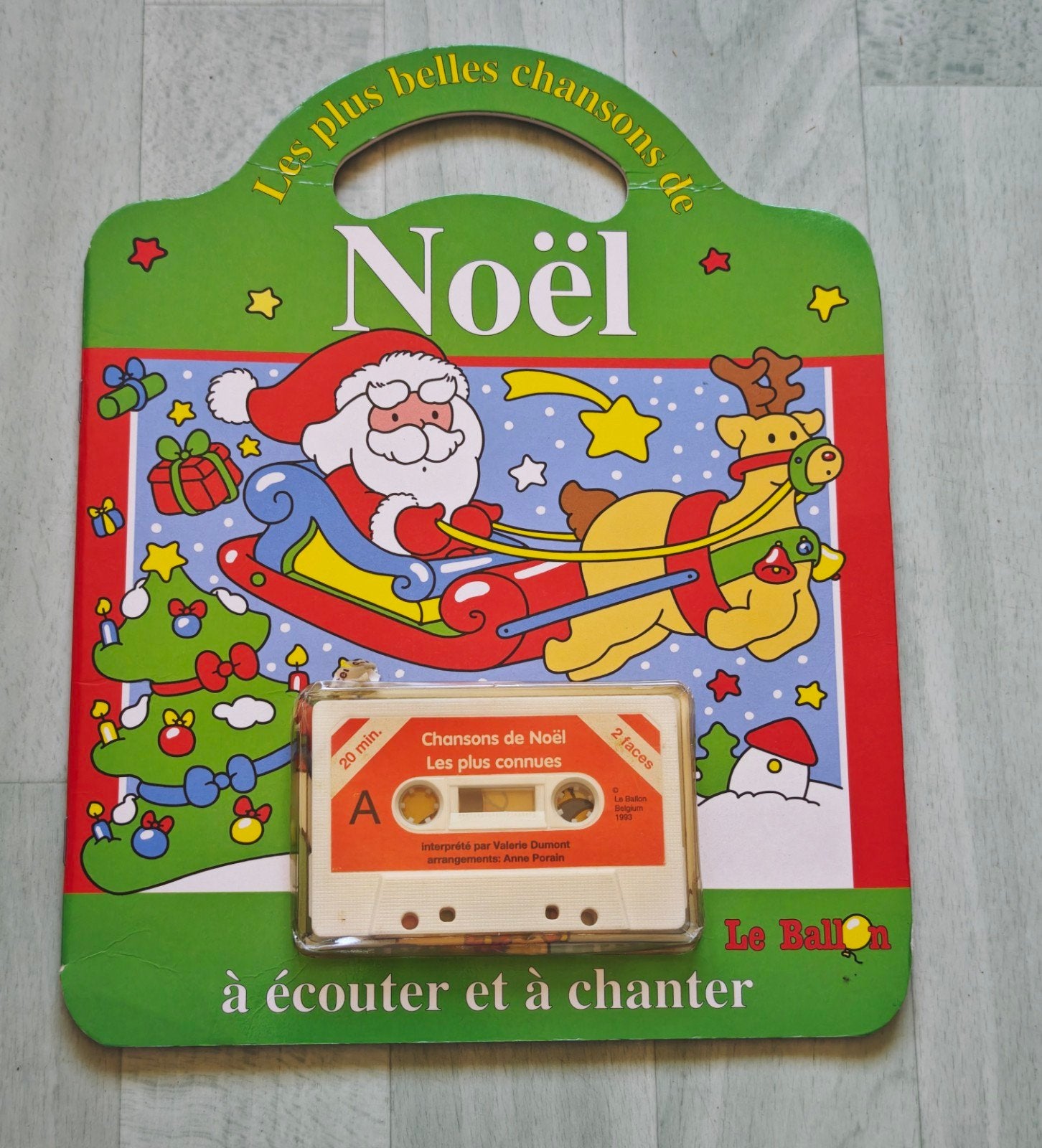 Livre-Cassette Vintage - Les Plus Belles Chansons de Noël, Livres, Enlèvement