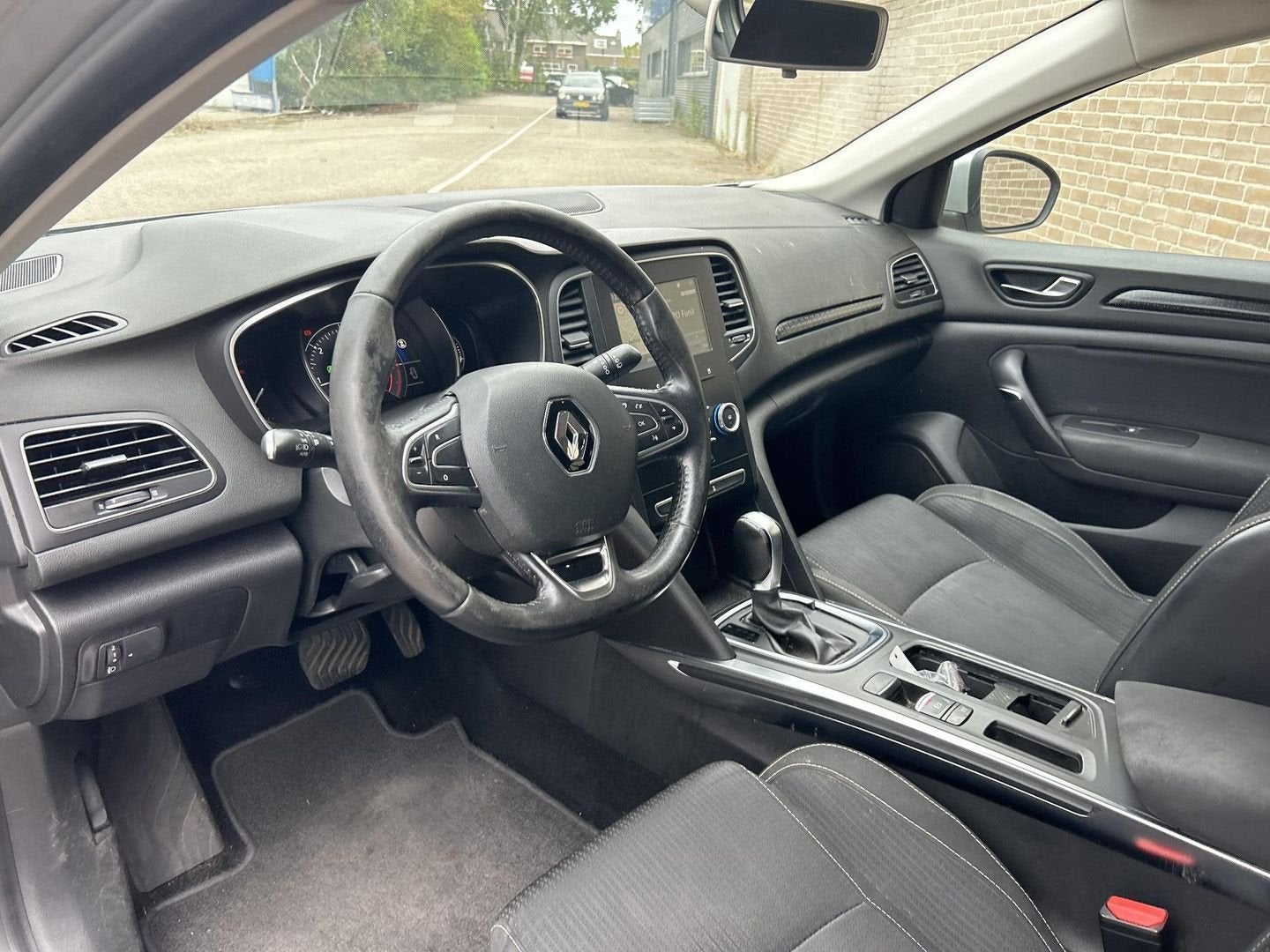 Renault Megane Estate 1.5 dCi GT-Line | € 4.500,- NETTO! | C, Automaat, Bedrijf, Parkeersensor, Zilver of Grijs