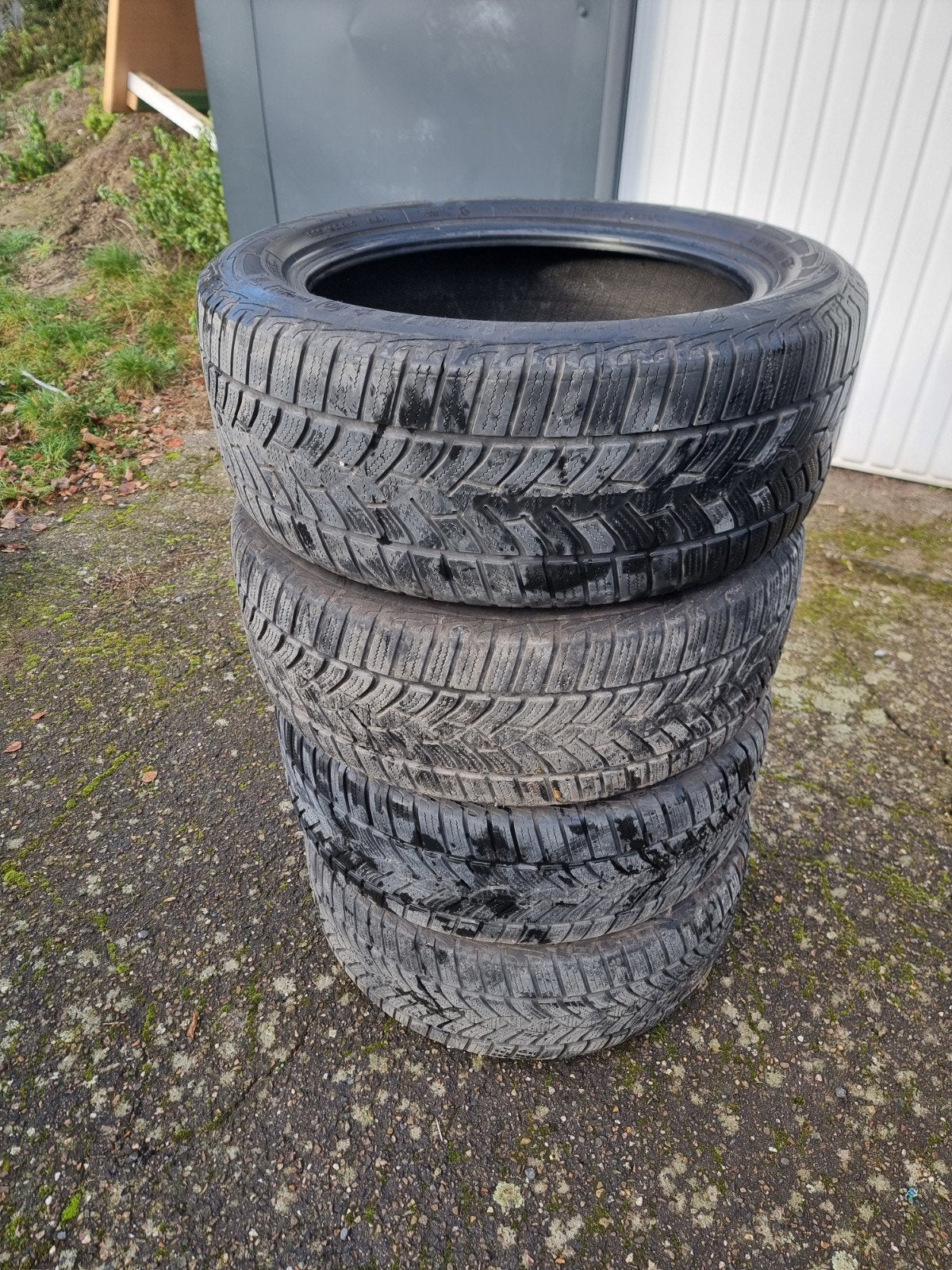 4 pneus 225/50 r17 98h Goodyear, Autos : Pièces & Accessoires, Pneus & Jantes, Pneus hiver, Enlèvement ou Envoi, Véhicule de tourisme