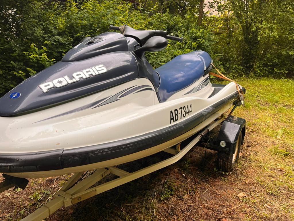 Jet ski Polaris Genesis 4p pour pieces - moteur HS, Watersport en Boten, Ophalen, Gebruikt, Benzine