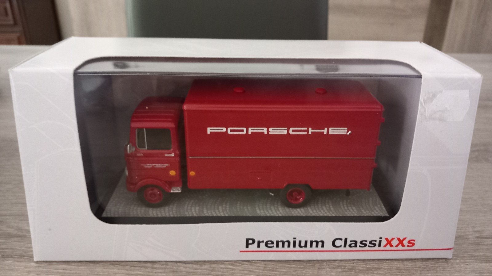 Premium ClassiXXs Mercedes benz LP608 Porsche Renndienst, Enlèvement, Neuf, Bus ou Camion, Autres marques