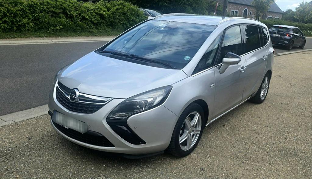 Opel Zafira  Tourer 1.6CDTI Année 2016 Euro 6 Airco 7Place, Auto's, Monovolume, 7 zetels, Bedrijf, 5 deurs