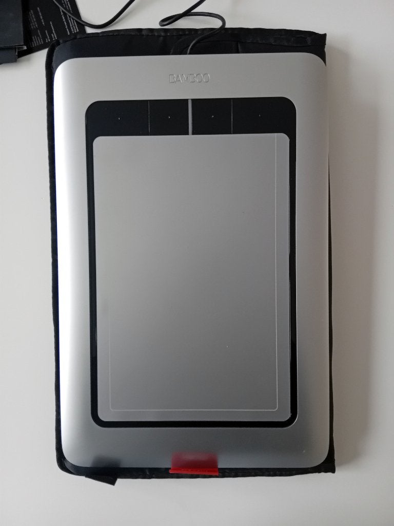 Wacom Bamboo Fun Pen & Touch M (CTH-661), Informatique & Logiciels, Tablettes graphiques, Enlèvement ou Envoi, Utilisé, Filaire