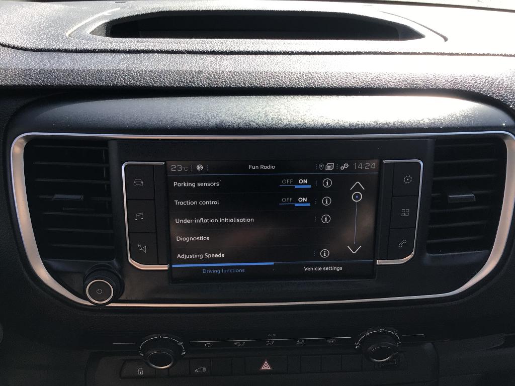 peugeot expert l3 20hdi 145pk 2023 81000km full/option, Voorwielaandrijving, 4 cilinders, Parkeersensor, Wit